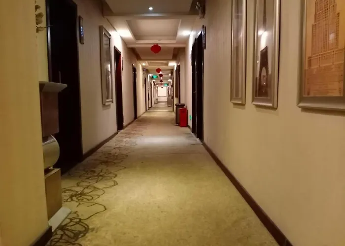 Pai Hotel Nanchong Huaxi Normal University